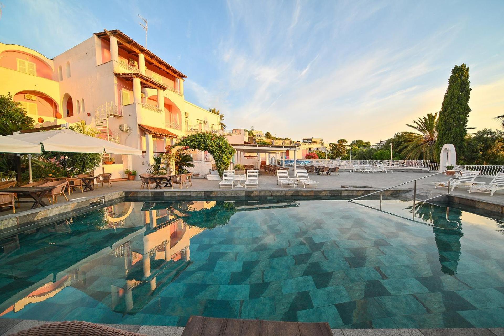 Av Club Terme Colella Hotel Forio di Ischia Eksteriør billede