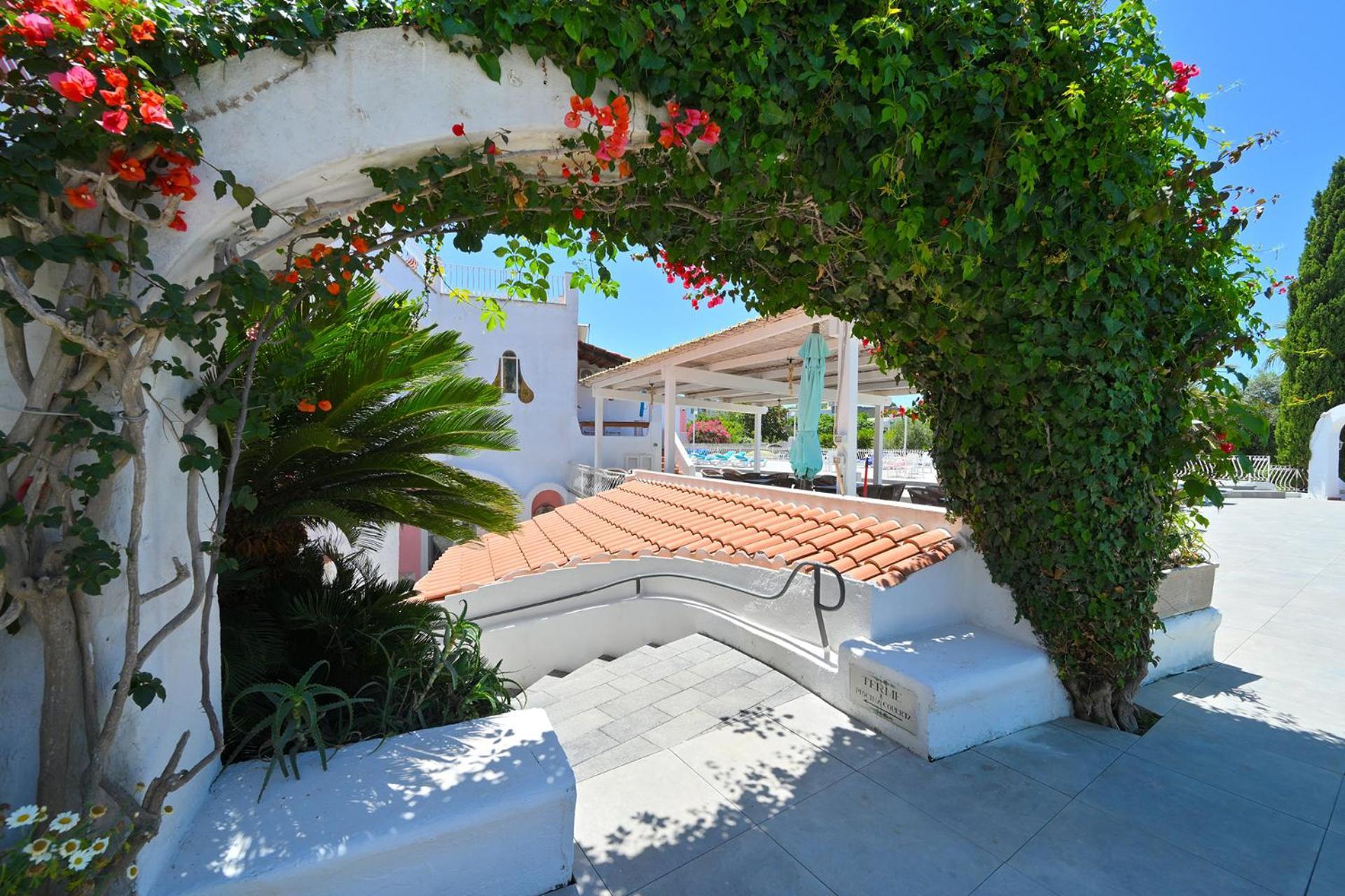 Av Club Terme Colella Hotel Forio di Ischia Eksteriør billede