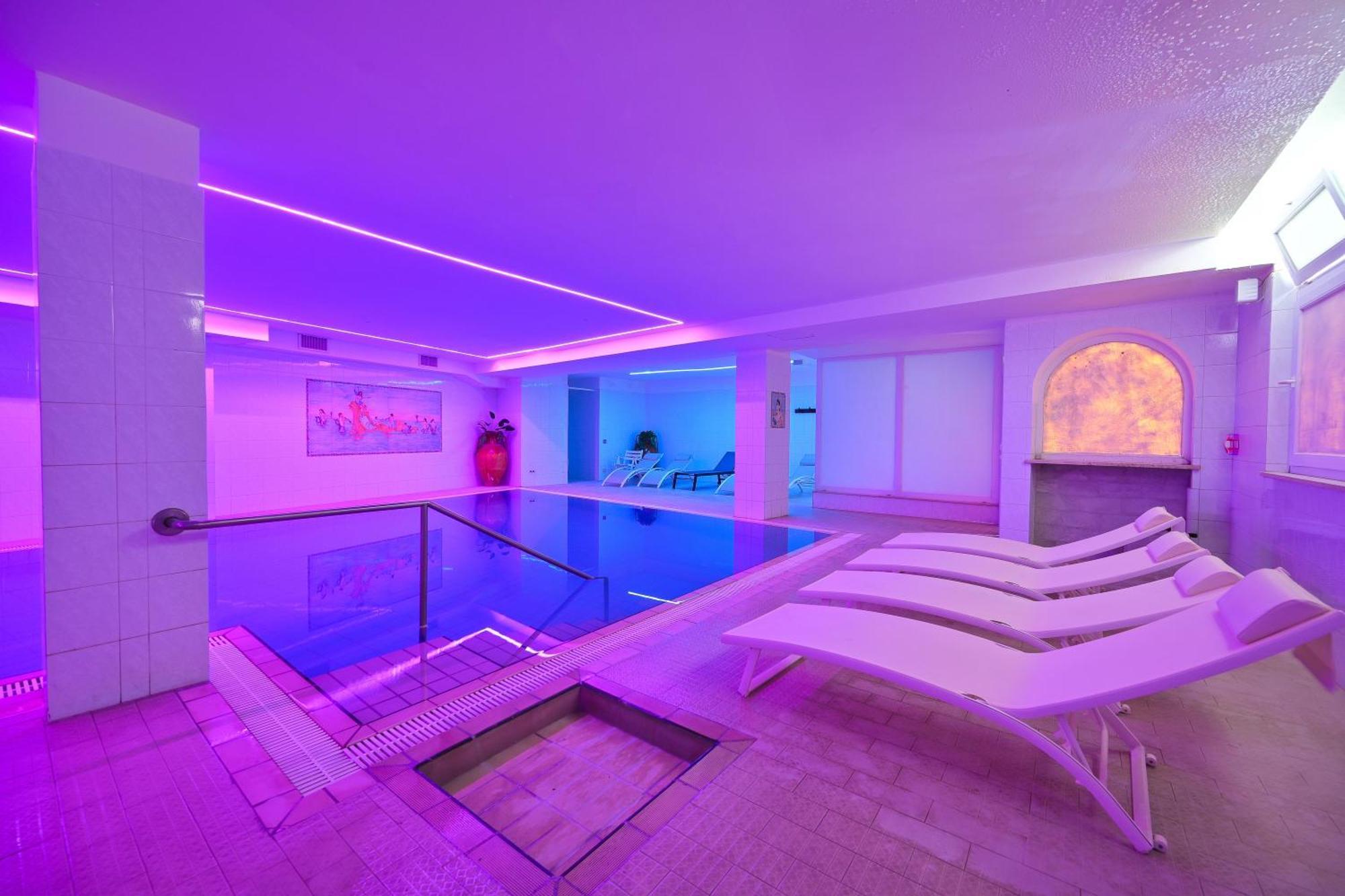 Av Club Terme Colella Hotel Forio di Ischia Eksteriør billede